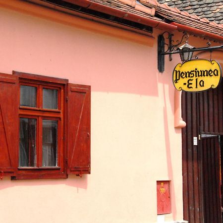 Pension Ela Sibiu Ngoại thất bức ảnh